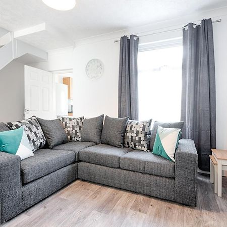 City Centre, Parking, Smart Tv'S In All Rooms Swansea Bagian luar foto